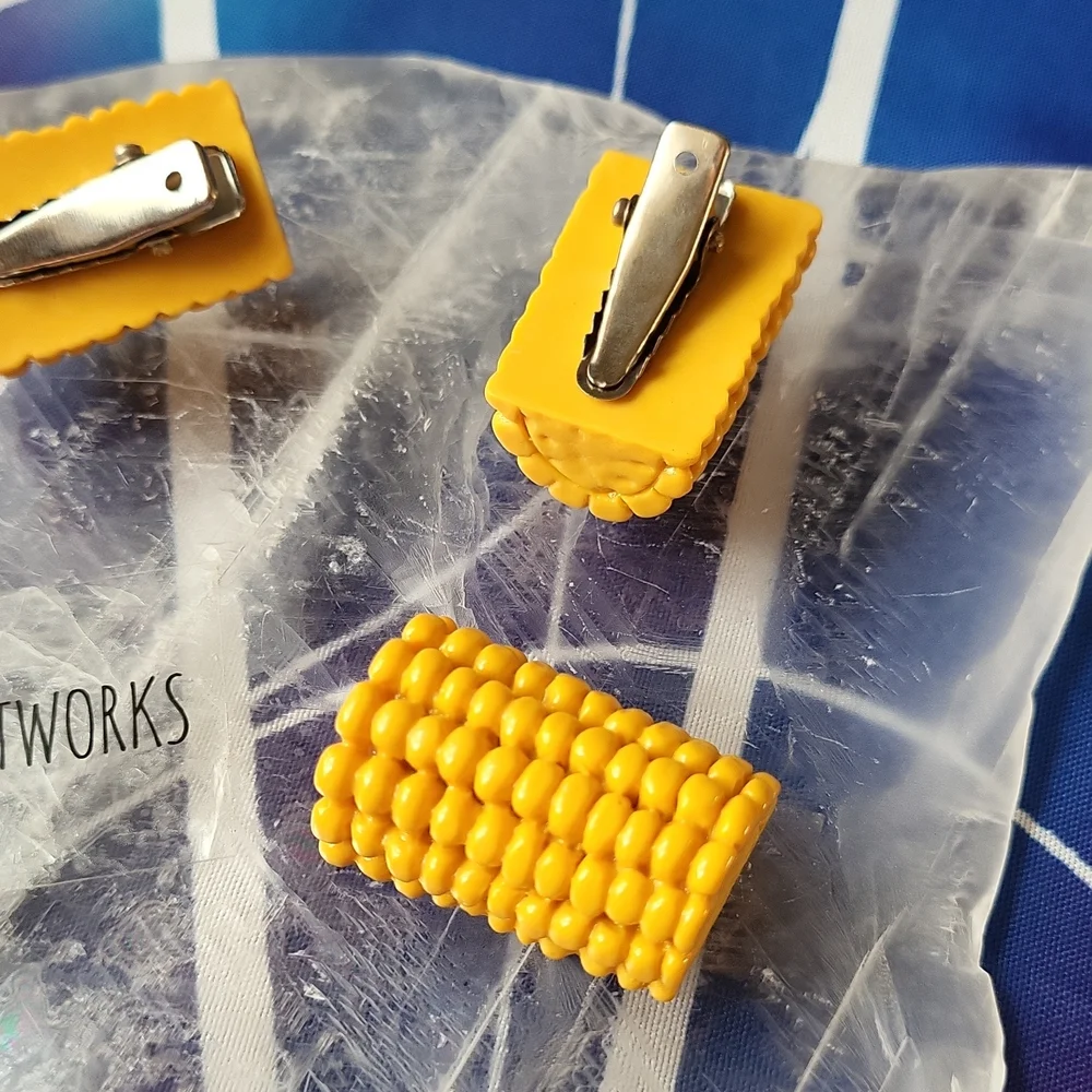 🌽 CORN!! Hairclips - Picture 2 of 5